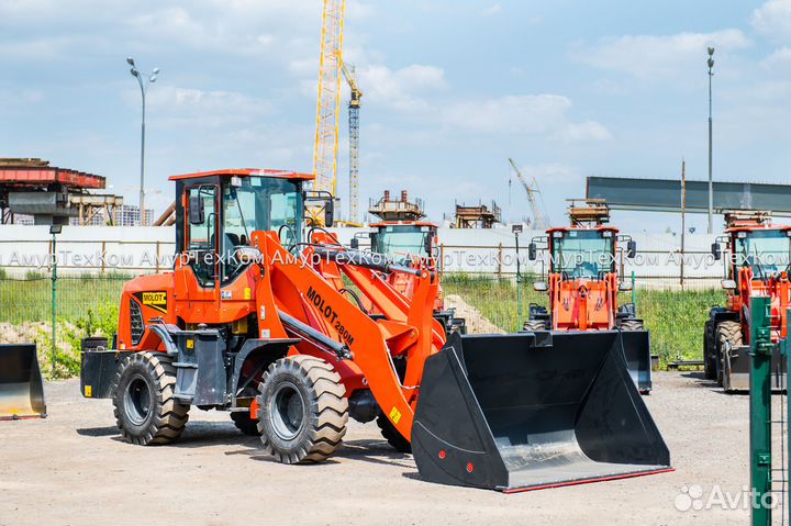 Фронтальный погрузчик Molot 280М, 2023