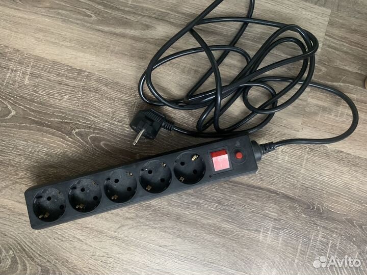 Сетевой фильтр (удлинитель)