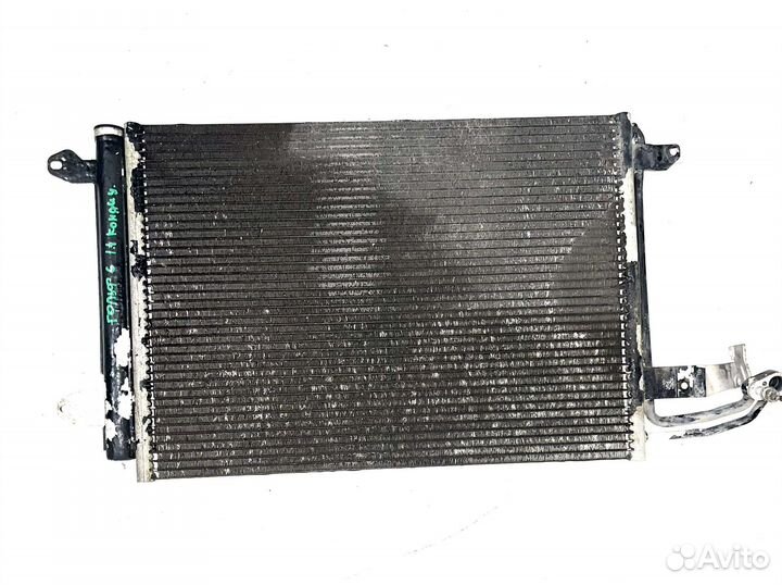 Радиатор кондиционера VW Golf 6 (1.4 )