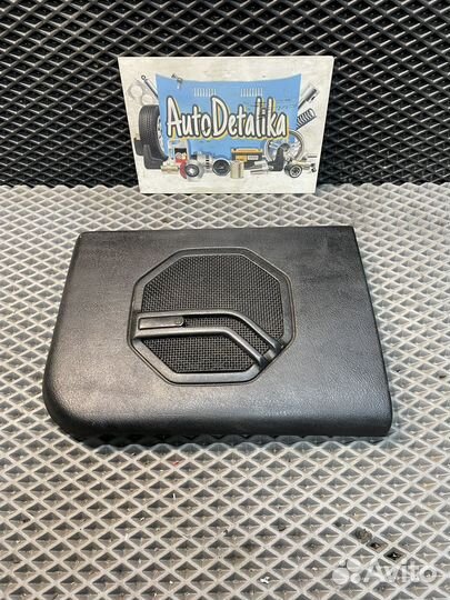 Крышка правого кармана под динамик VW Passat B3