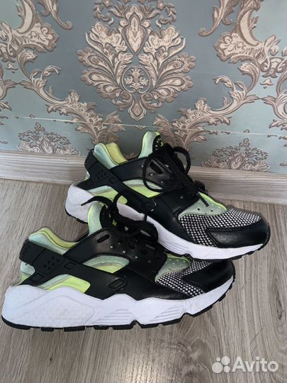 Кроссовки Nike Air Huarache