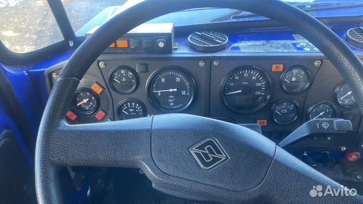 Урал 5557 с КМУ, 2022