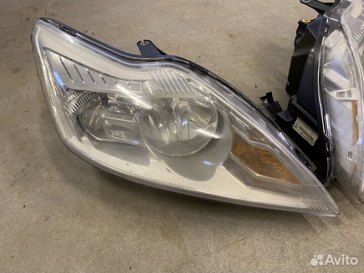 Передние фары Ford Focus 2 Рестайлинг