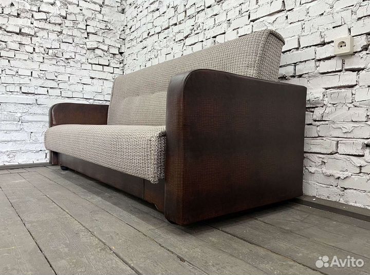 Диван книжка