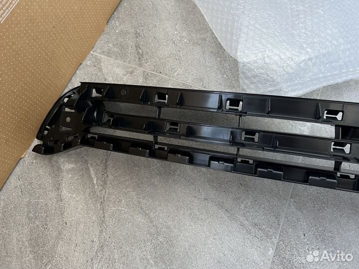 Решетка радиатора внутренняя часть VW Scirocco