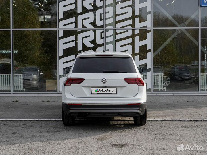 Volkswagen Tiguan 2.0 AMT, 2017, 120 938 км