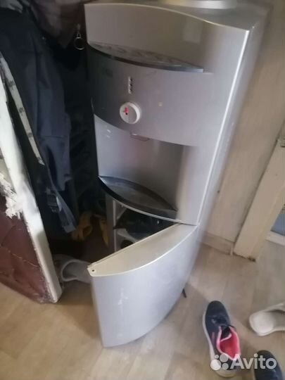 Кулер для воды бу