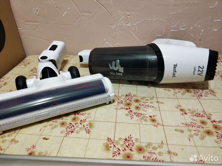 Аккумуляторный пылесос tefal