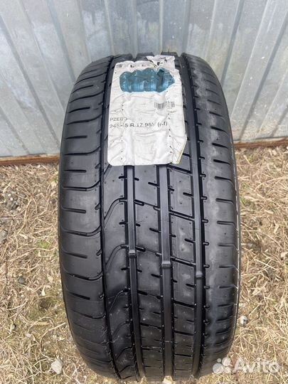 Pirelli P Zero 245/45 R17 95Y
