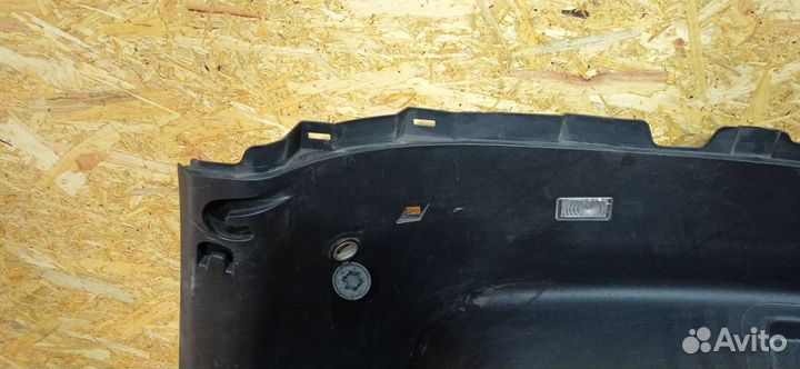 Обшивка отсека багажника левая Chevrolet Orlando