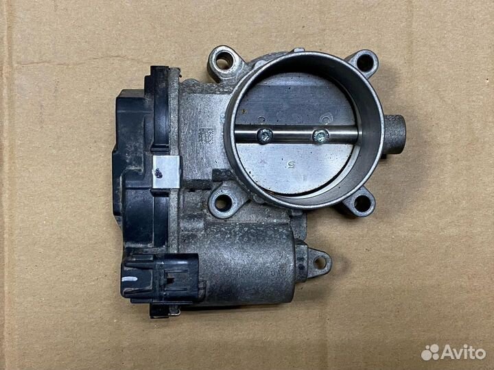 Дроссельная заслонка Chrysler 200 2015 04891970AB