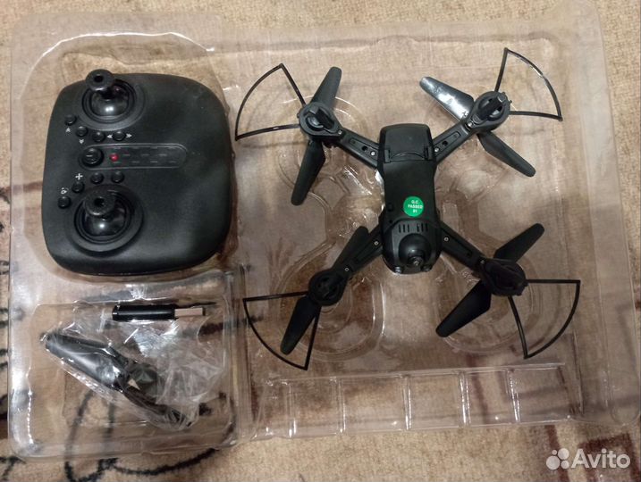 Квадрокоптер дрон
