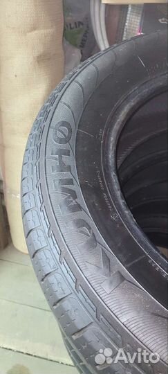 Kumho Solus KH17 235/65 R17
