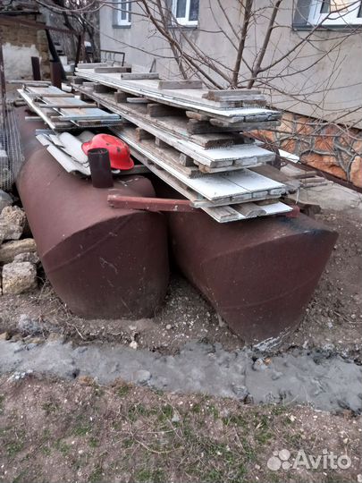 Емкость (понтон)