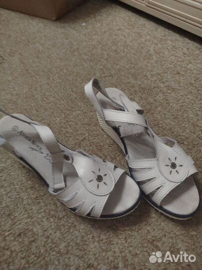 Обувь женская