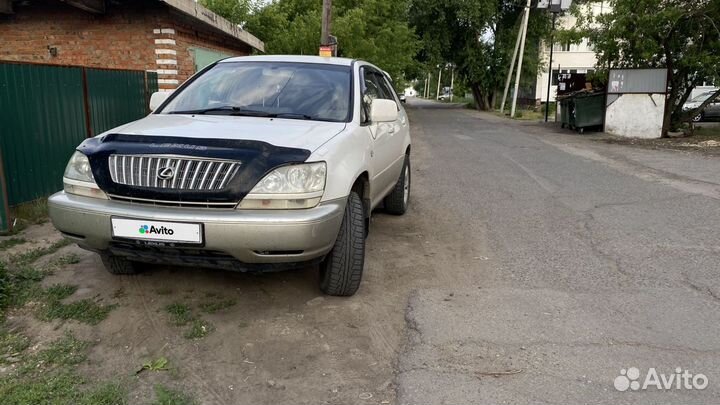 Toyota Harrier 3 AT, 1999, 392 000 км