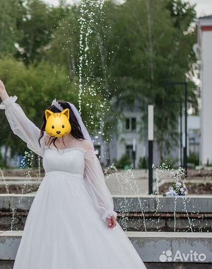 Свадебное платье