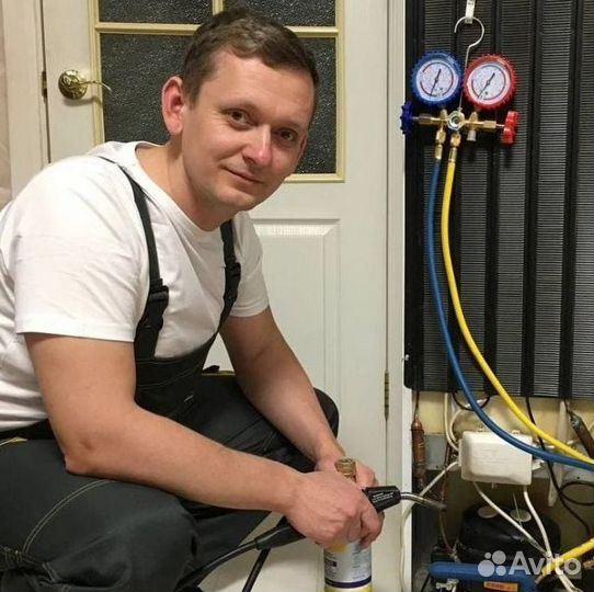 Peмoнтиpyeм холодильники