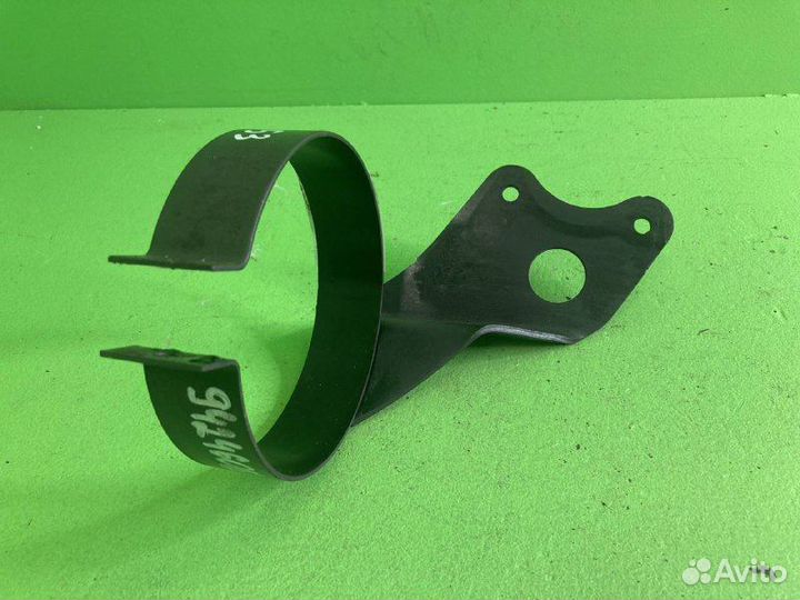 Кронштейн бачка гура mercedes-benz actros MP III