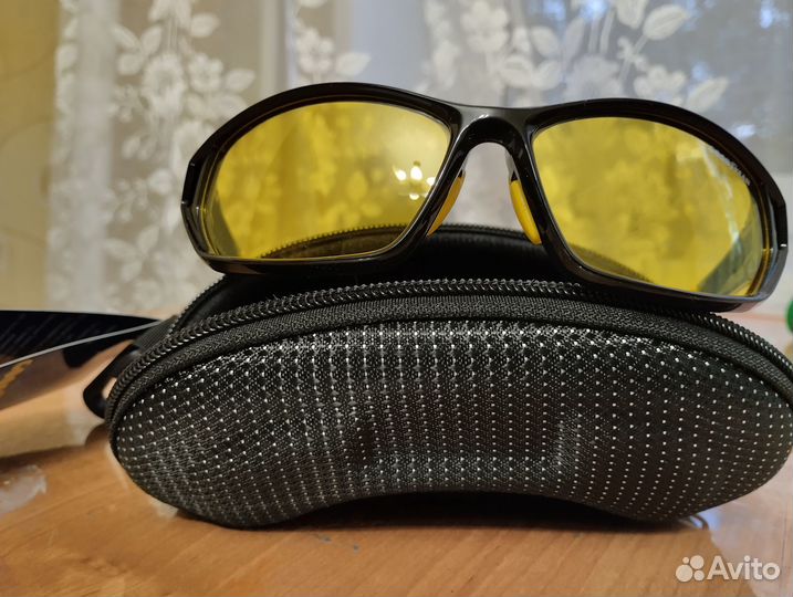 Солнцезащитные очки goodyear