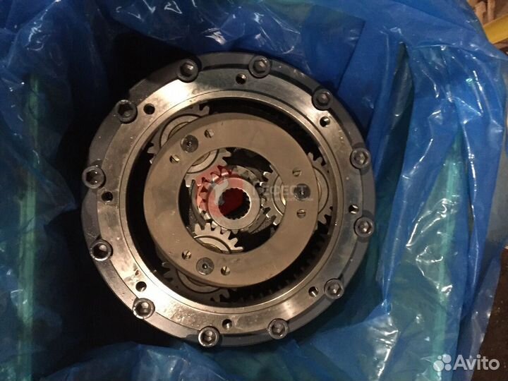 Редуктор поворота Hyundai RB260LC-9S 31EN-10070