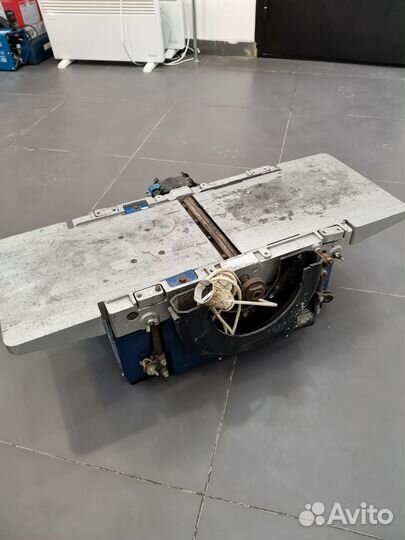 Станок деревообрабатывающий 