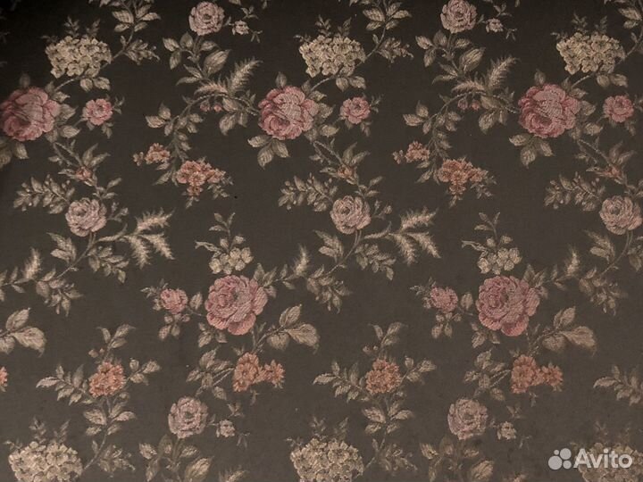 Диван в стиле ретро