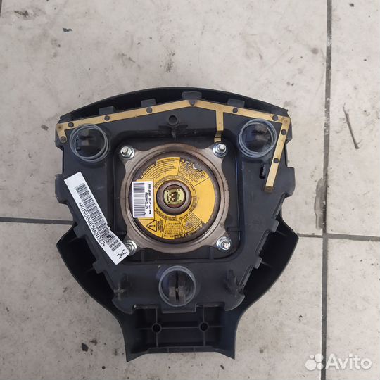 Подушка безопасности в руль nissan Tiida