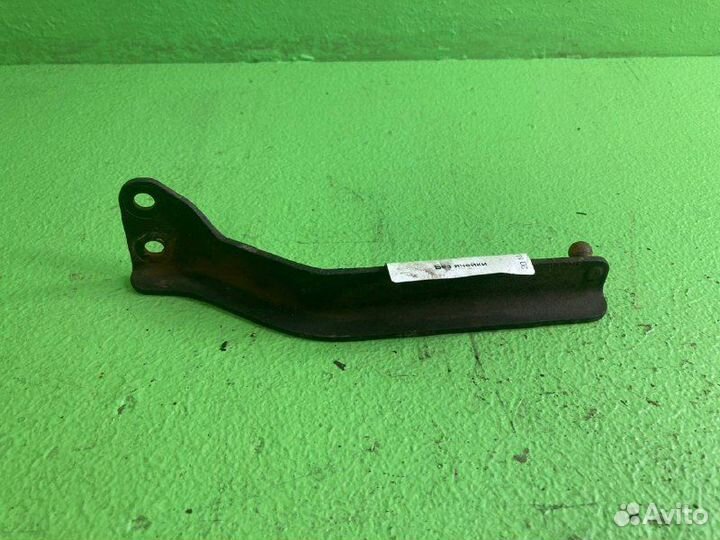 Кронштейн тяги mercedes-benz actros MP 4