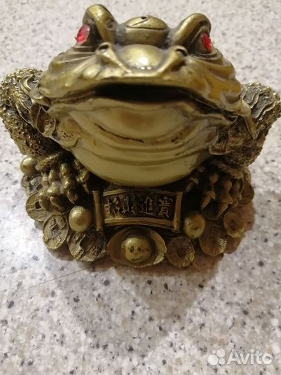 Жабка гипсовая. Фен шуй. Для привлечения денег