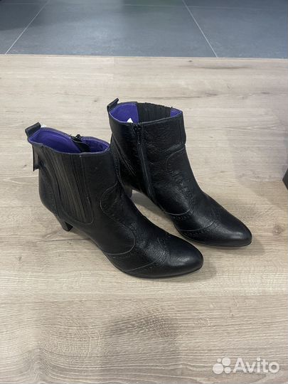 Полусапоги кожаные 41 размер на каблуке итали