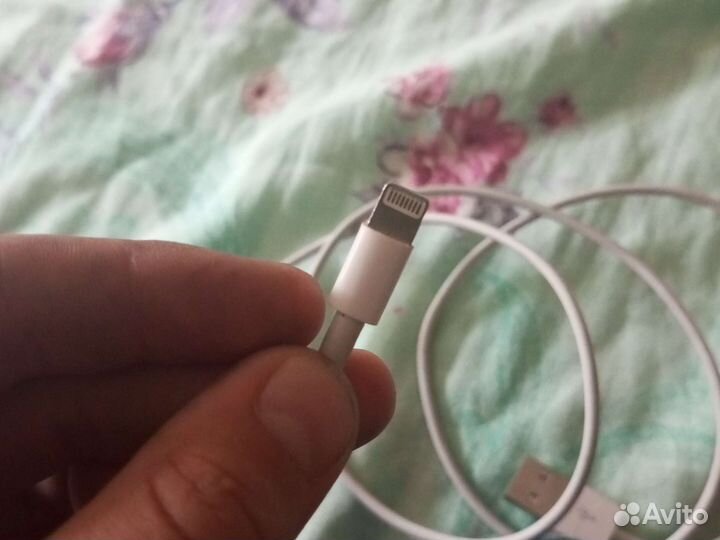 Зарядка на iPhone