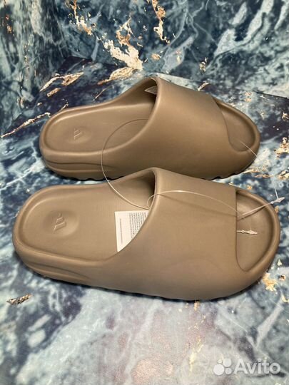 Шлепки adidas yeezy slide