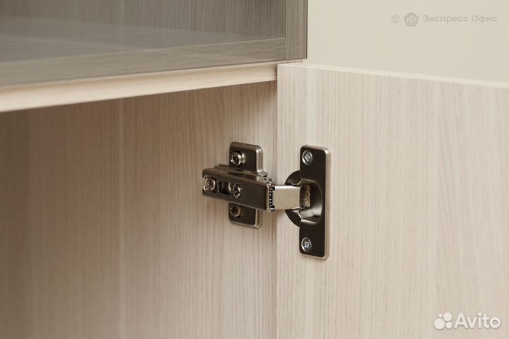 Шкаф для документов со стеклом Vasanta V-664