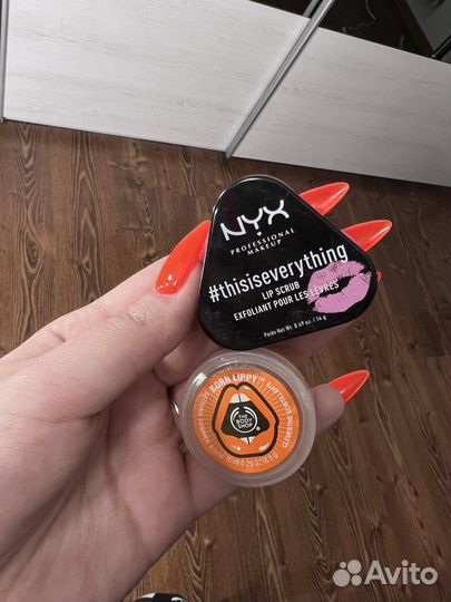 Набор косметики для волос и лица пакетом