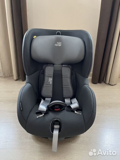 Автокресло Britax romer trifix2 i size