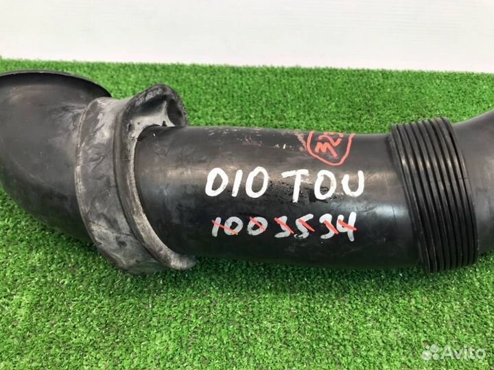 Патрубок воздухозаборника Volkswagen Touareg 7L