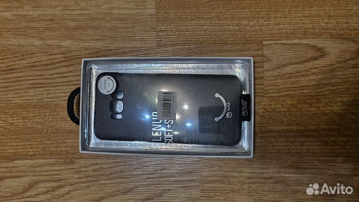 Продам чехол на samsung s8 plus