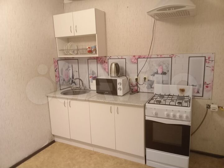 1-к. квартира, 40 м², 1/10 эт.