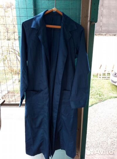 Халат техслужащей новый