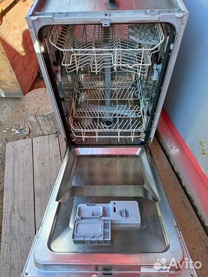 Посудомоечная машина Hotpoint Ariston