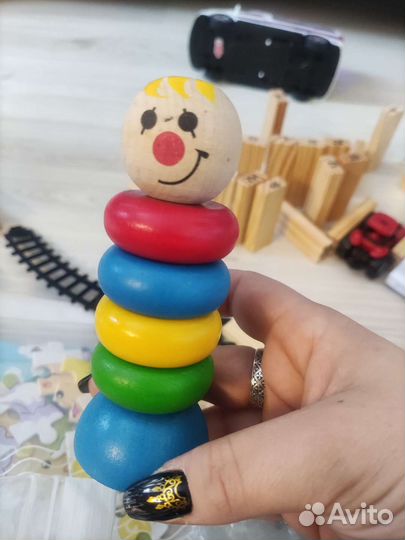 Развивающие игрушки