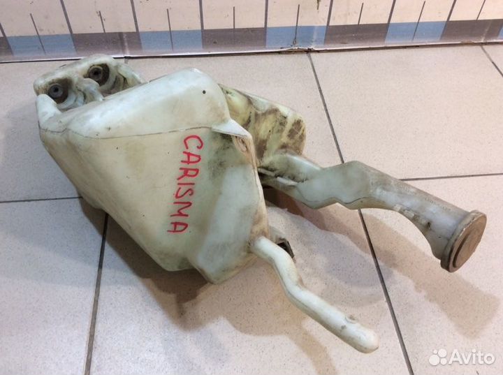 Бачок омывателя лобового стекла Mitsubishi Carisma