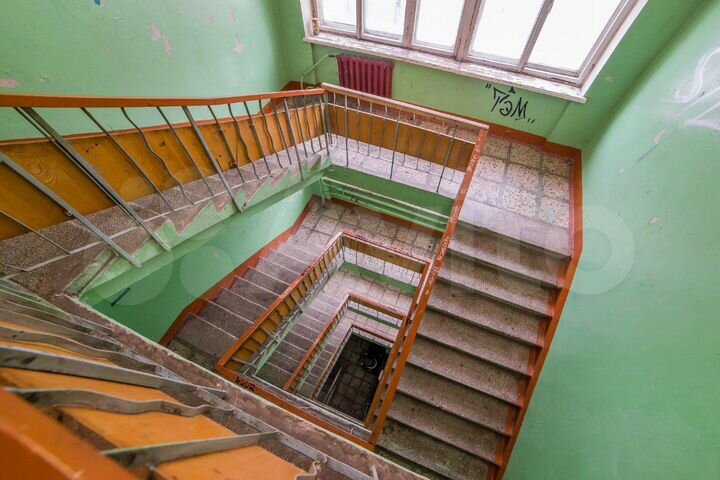 Комната 12 м² в 4-к., 5/5 эт.