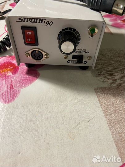 Аппарат для маникюра и лампа