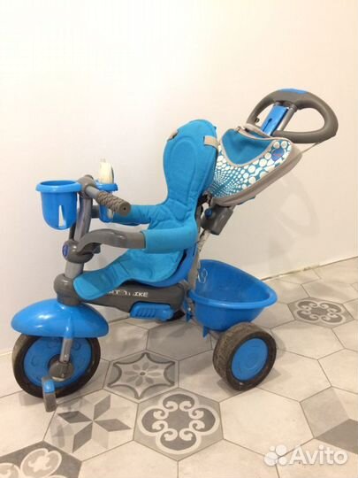 Трехколесный велосипед