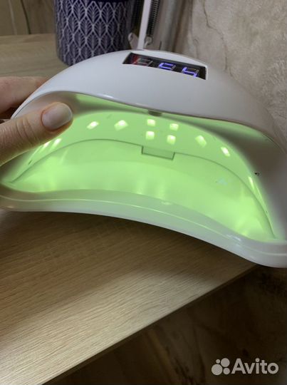 Лампа для маникюра