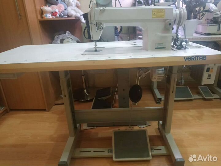 Швейная машина veritas
