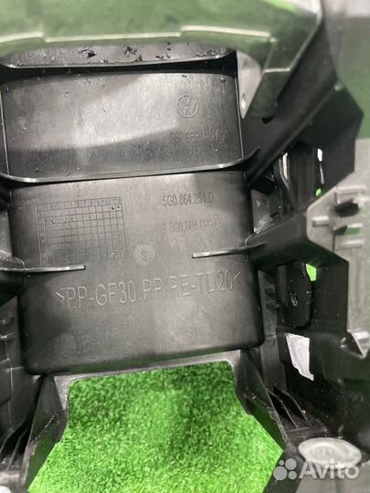 Подлокотник Volkswagen Golf MK7 CJZ 2014