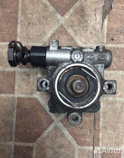 Киа Соренто 2 дизель Насос гур